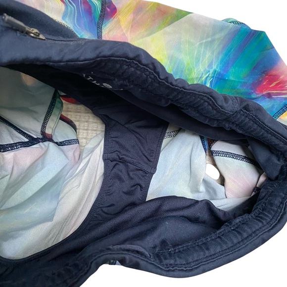 Athleta Tropea Ready Set Multi Watercolor Running Workout Shorts Size Medium - Picture 11 of 12